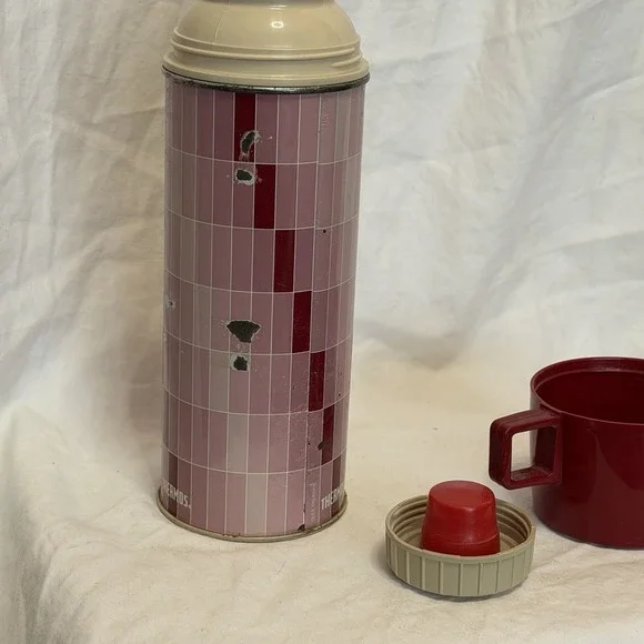 Vintage Metal 1970's Thermos Pink Metal glass w Cup Stopper 722 check plaid - Picture 7 of 9